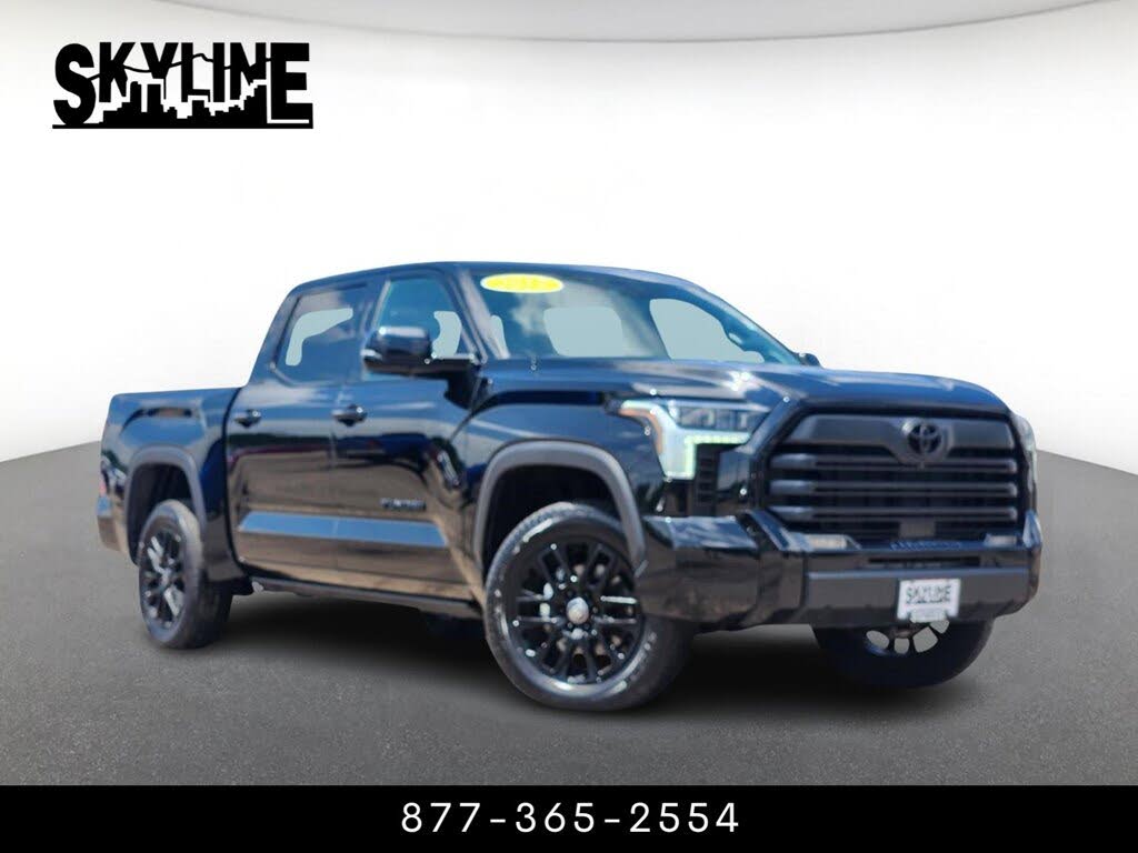 2025 Toyota Tundra Limited CrewMax Cab 4WD