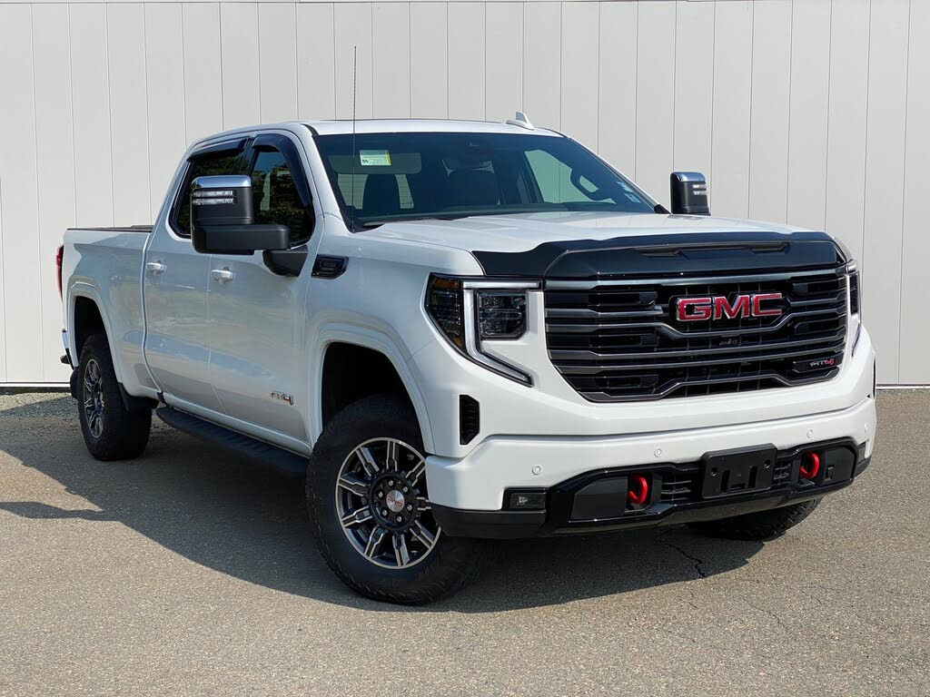 2025 GMC Sierra 1500 AT4 Crew Cab 4WD