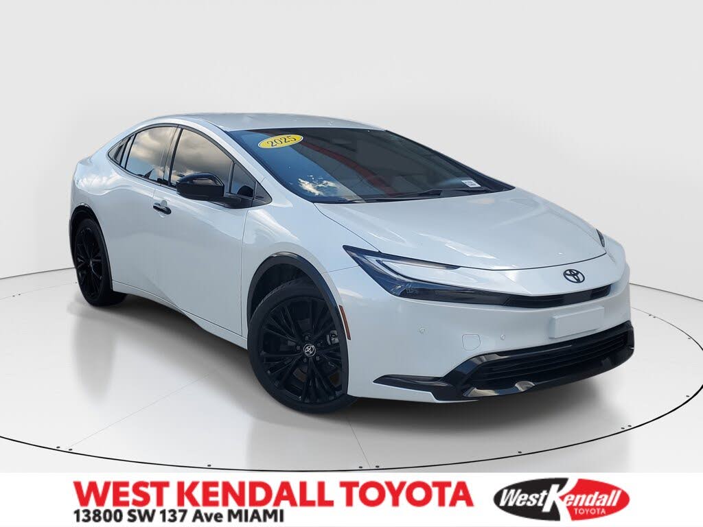 2025 Toyota Prius Limited FWD