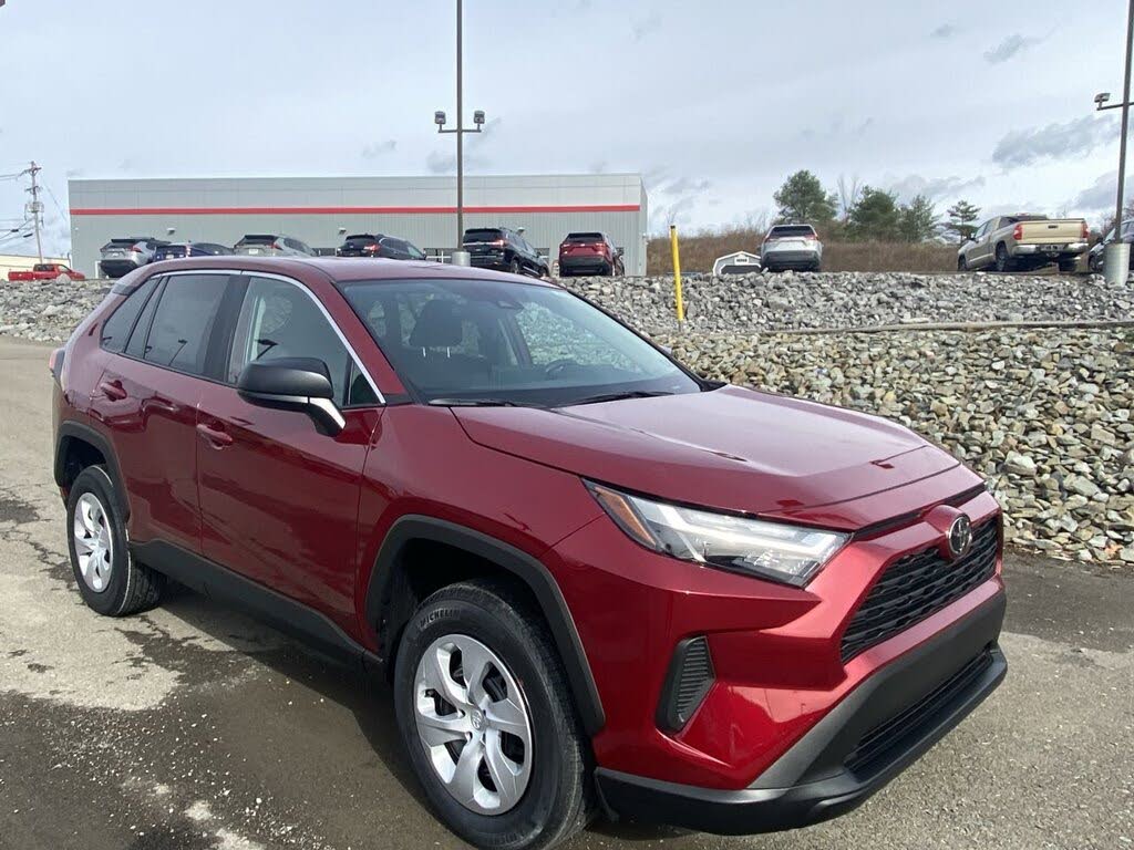2025 Toyota RAV4 LE AWD