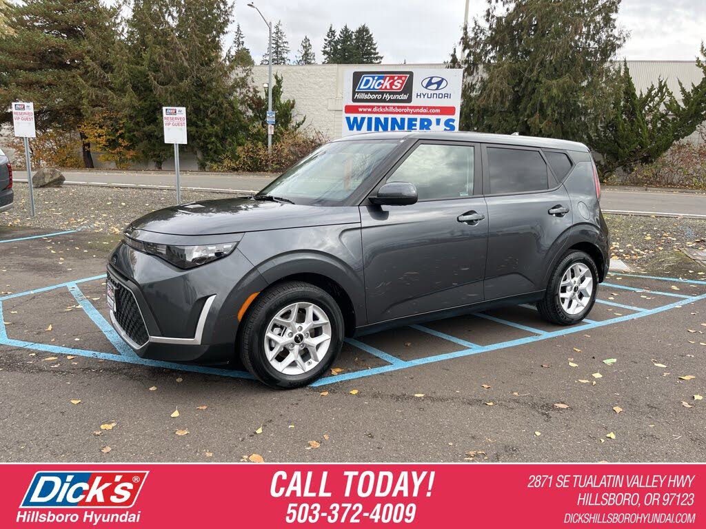 2023 Kia Soul LX FWD