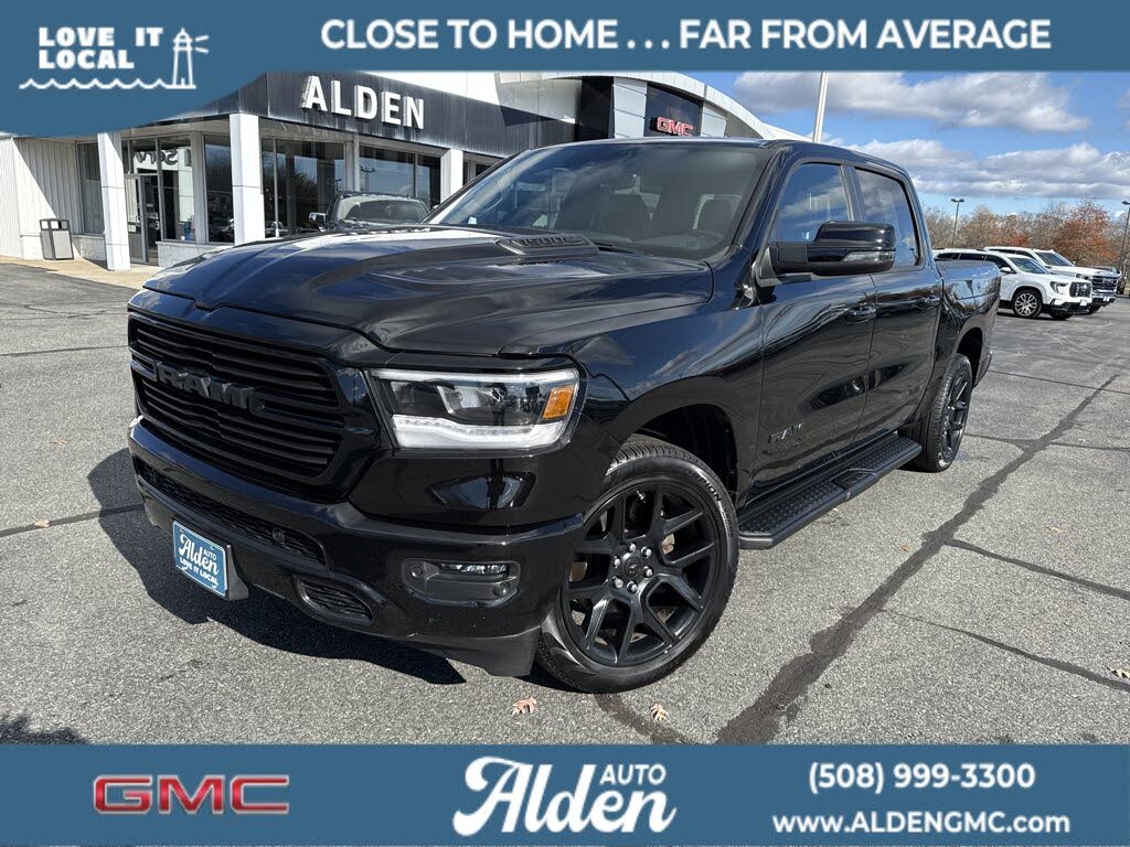 2024 RAM 1500 Laramie Crew Cab 4WD