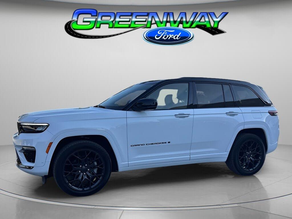 2025 Jeep Grand Cherokee Summit 4WD