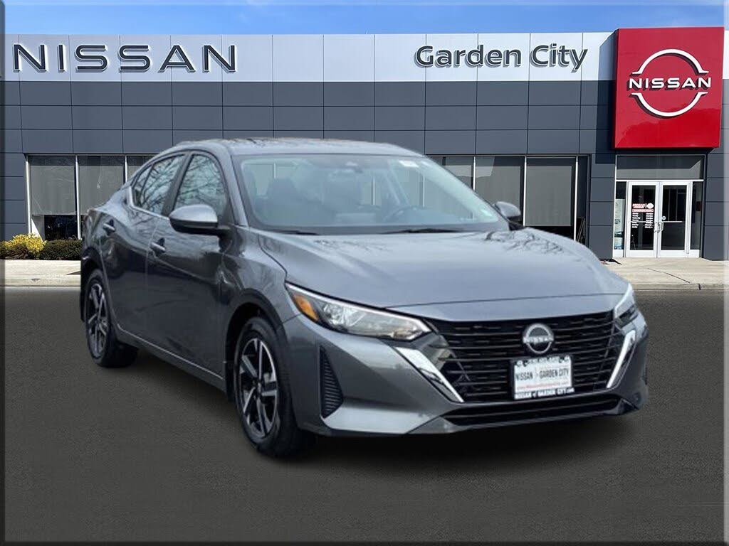 2025 Nissan Sentra SV FWD