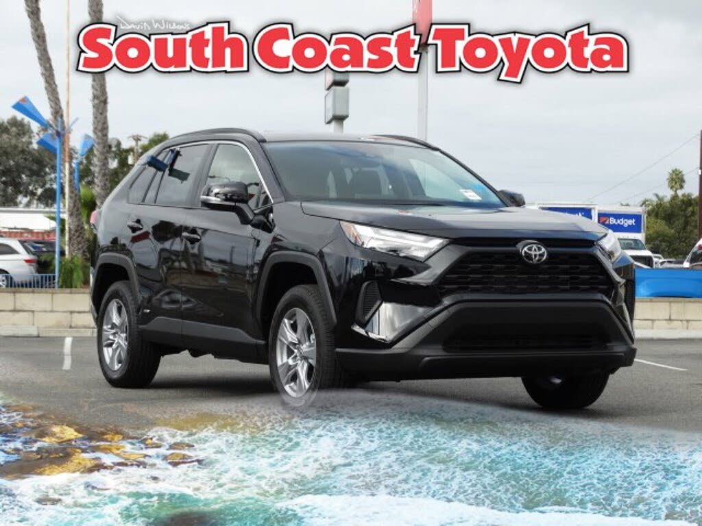 2025 Toyota RAV4 Hybrid XLE AWD