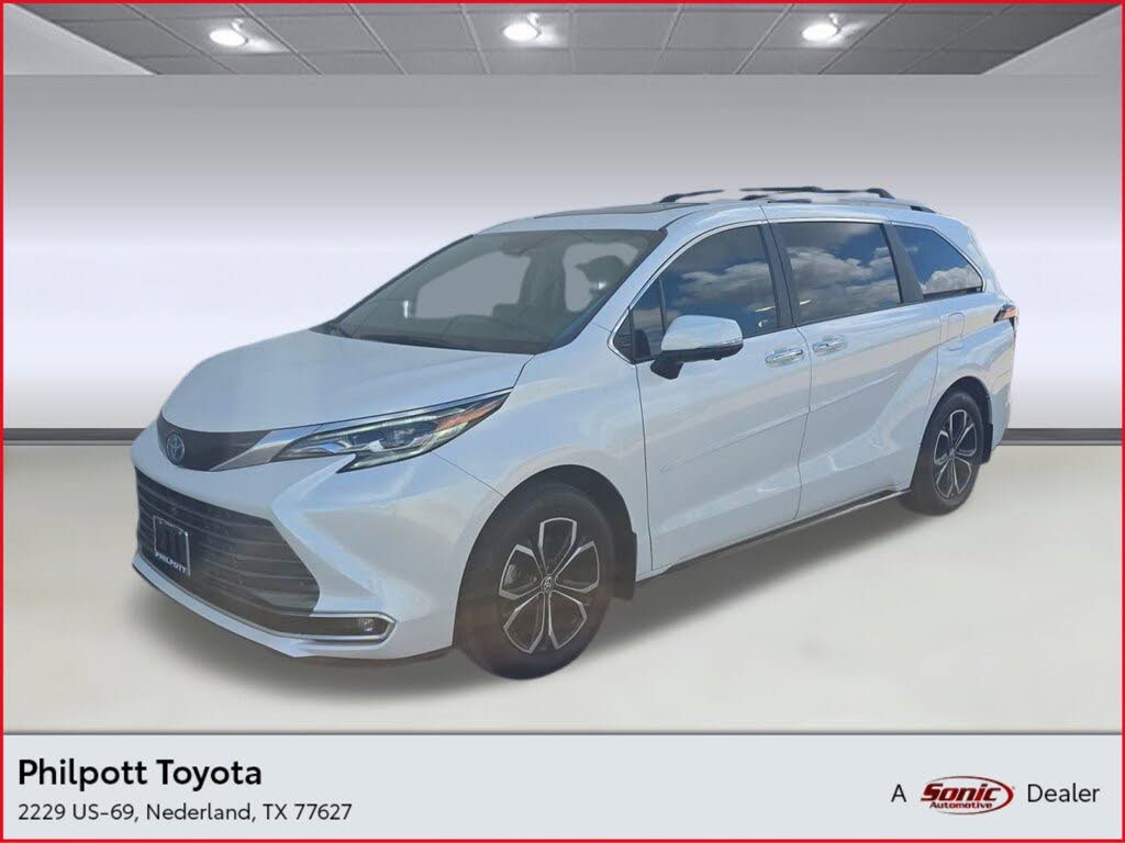 2025 Toyota Sienna Platinum 7-Passenger AWD