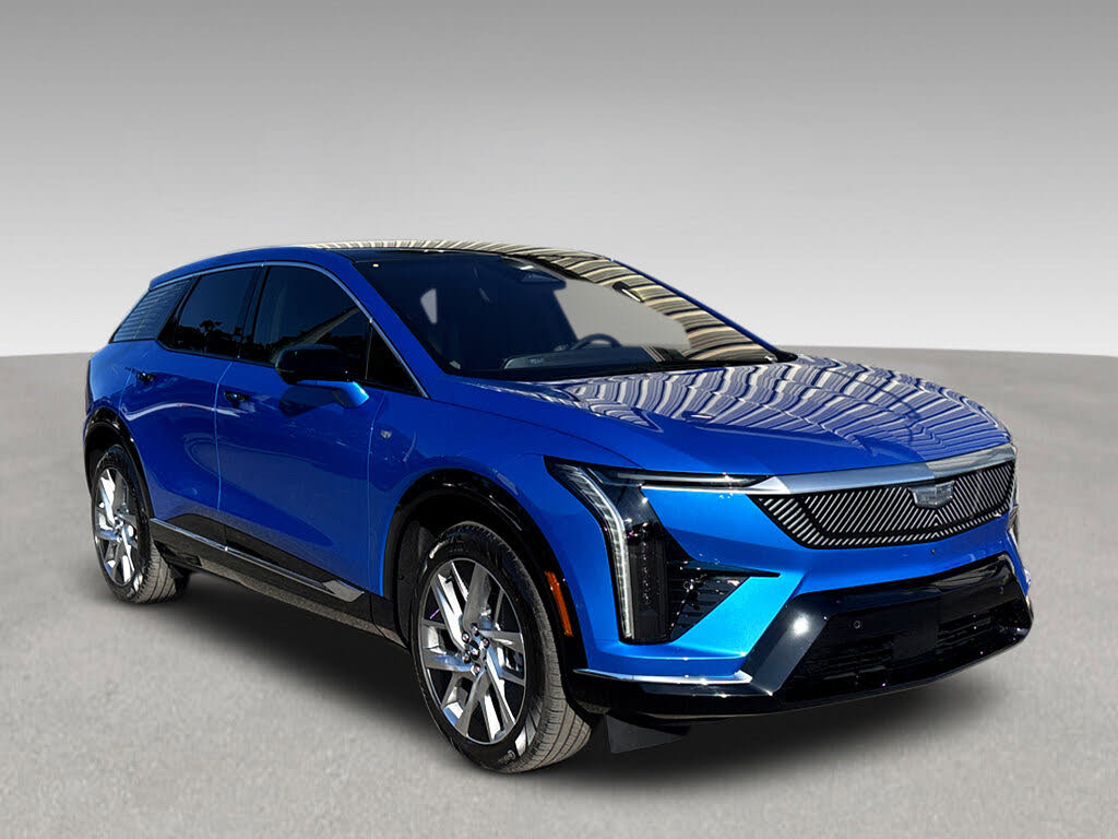 2026 Cadillac OPTIQ Luxury AWD