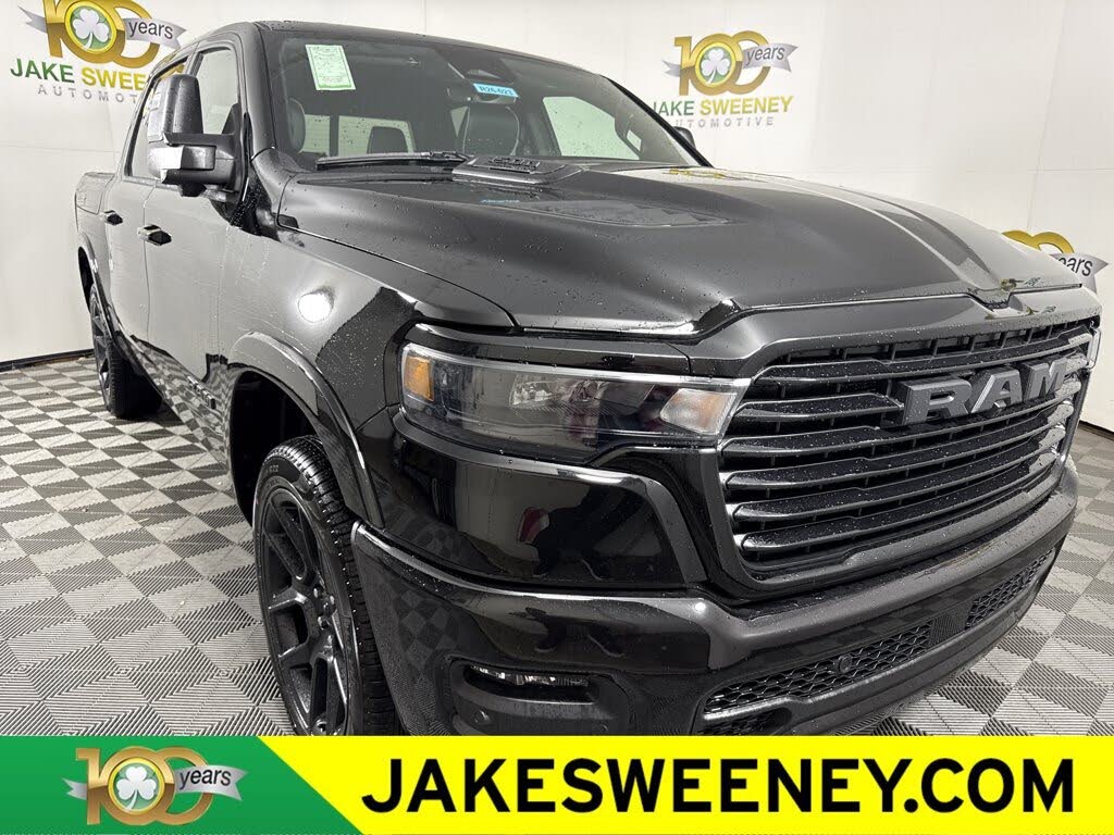 2026 RAM 1500 Laramie Crew Cab 4WD