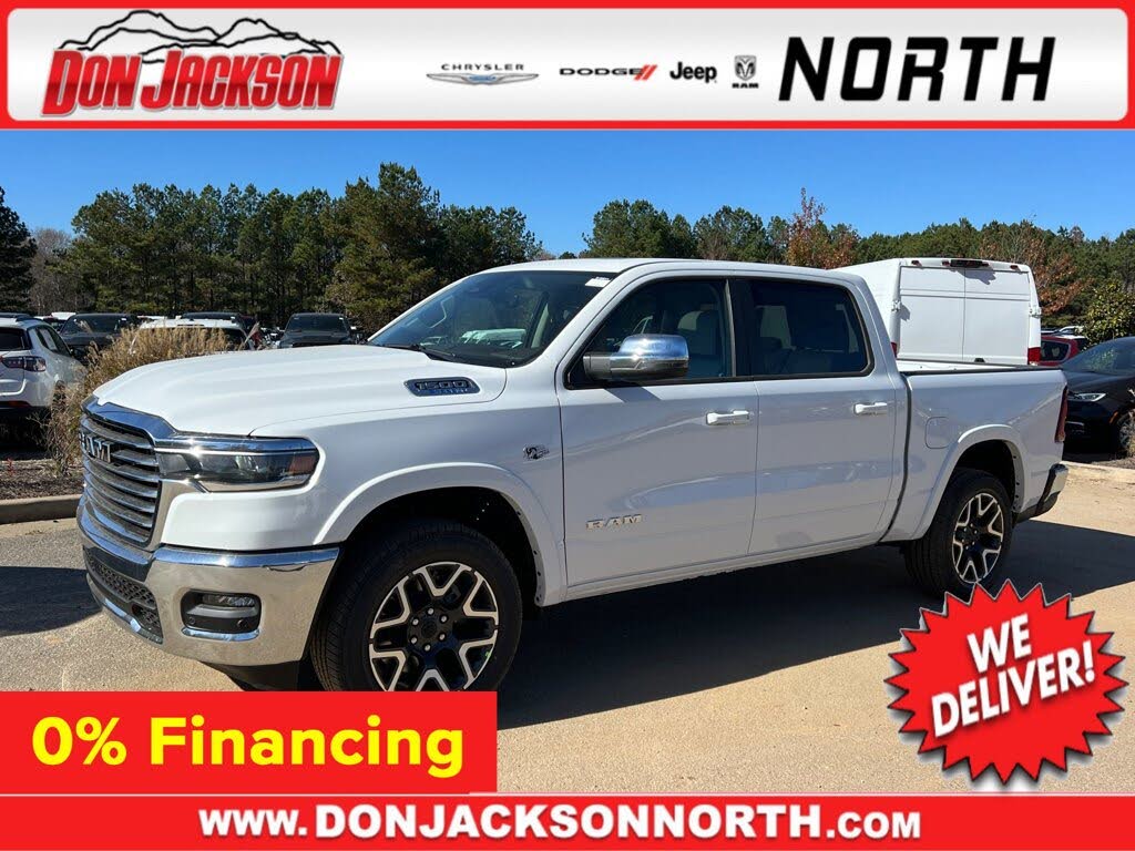 2026 RAM 1500 Laramie Crew Cab 4WD