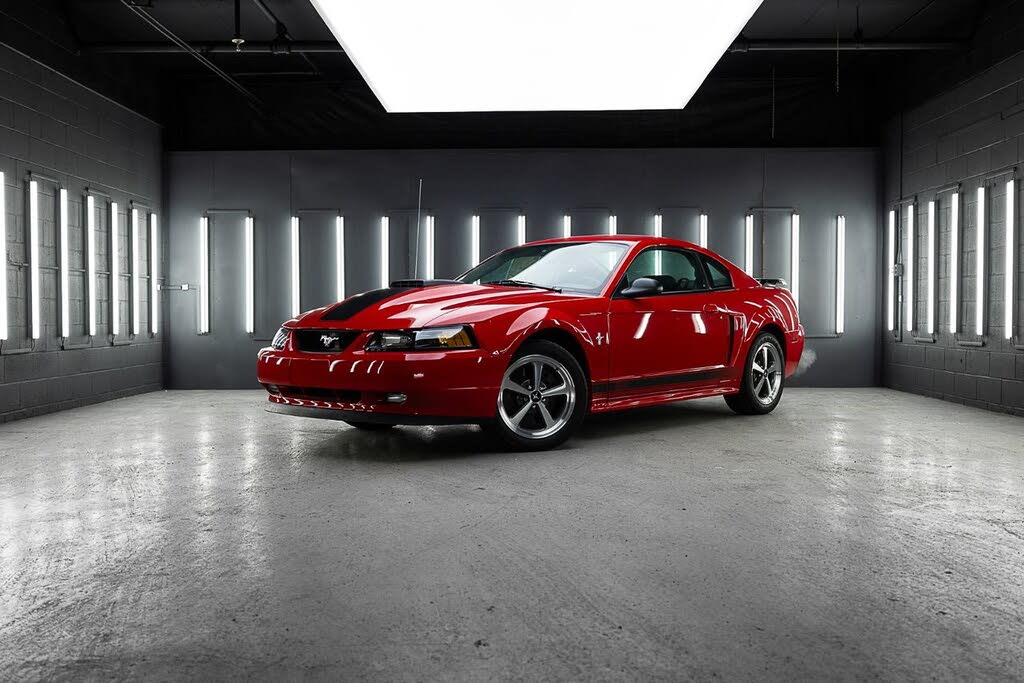 2003 Ford Mustang Mach 1 Coupe RWD