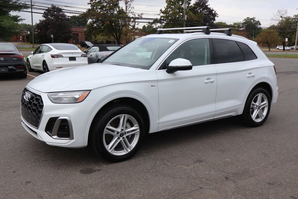 2022 Audi Q5 Hybrid Plug-in e quattro Premium Plus S Line 55 TFSI AWD