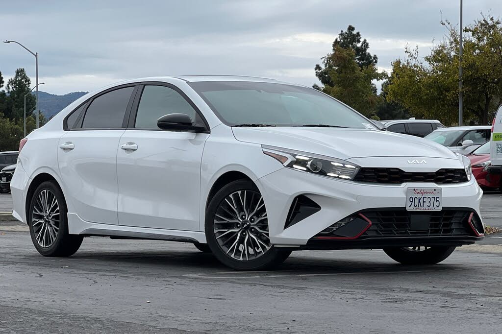 2022 Kia Forte GT-Line FWD