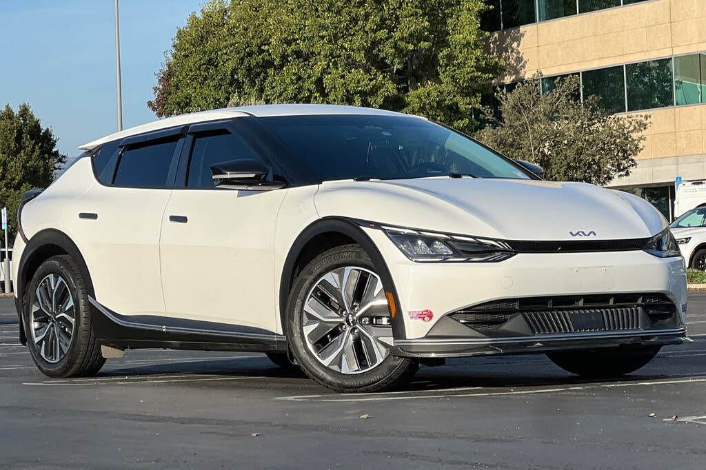 2023 Kia EV6 Light RWD