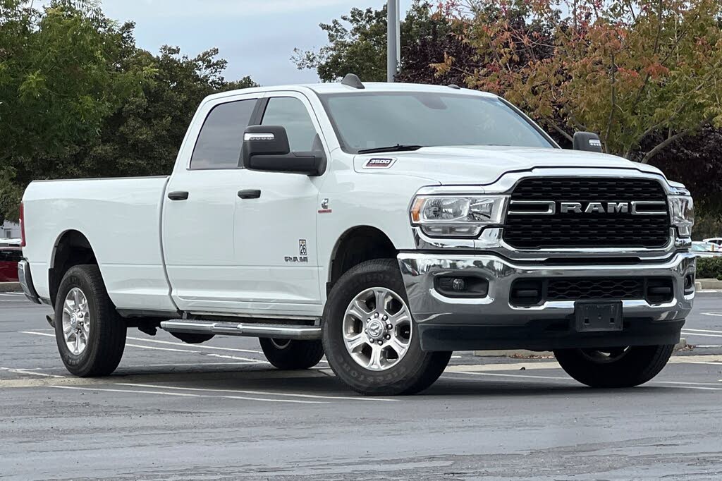 2024 RAM 3500 Big Horn Crew Cab LB 4WD