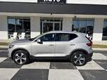 Volvo XC40 B5 Plus Bright Theme AWD