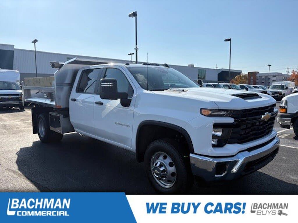 2025 Chevrolet Silverado 3500HD Chassis Work Truck Crew Cab 4WD