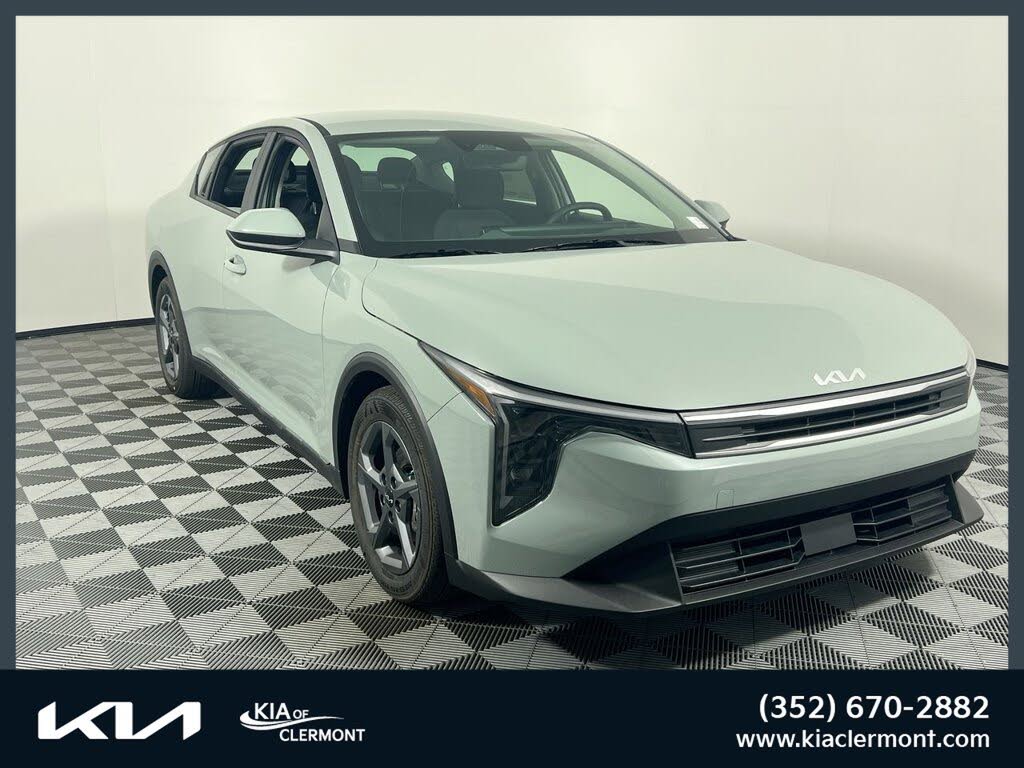 2025 Kia K4 LXS FWD