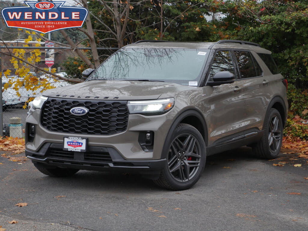 2026 Ford Explorer ST-Line AWD