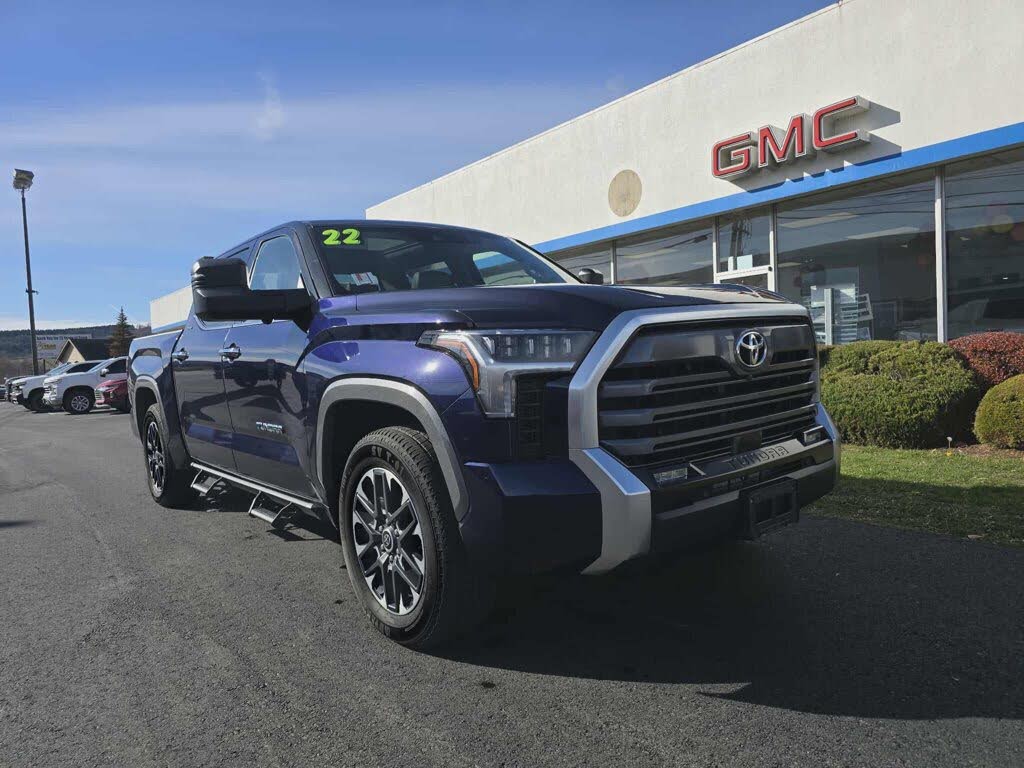 2022 Toyota Tundra Limited CrewMax Cab 4WD