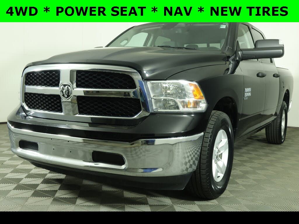 2023 RAM 1500 Classic SLT Crew Cab 4WD
