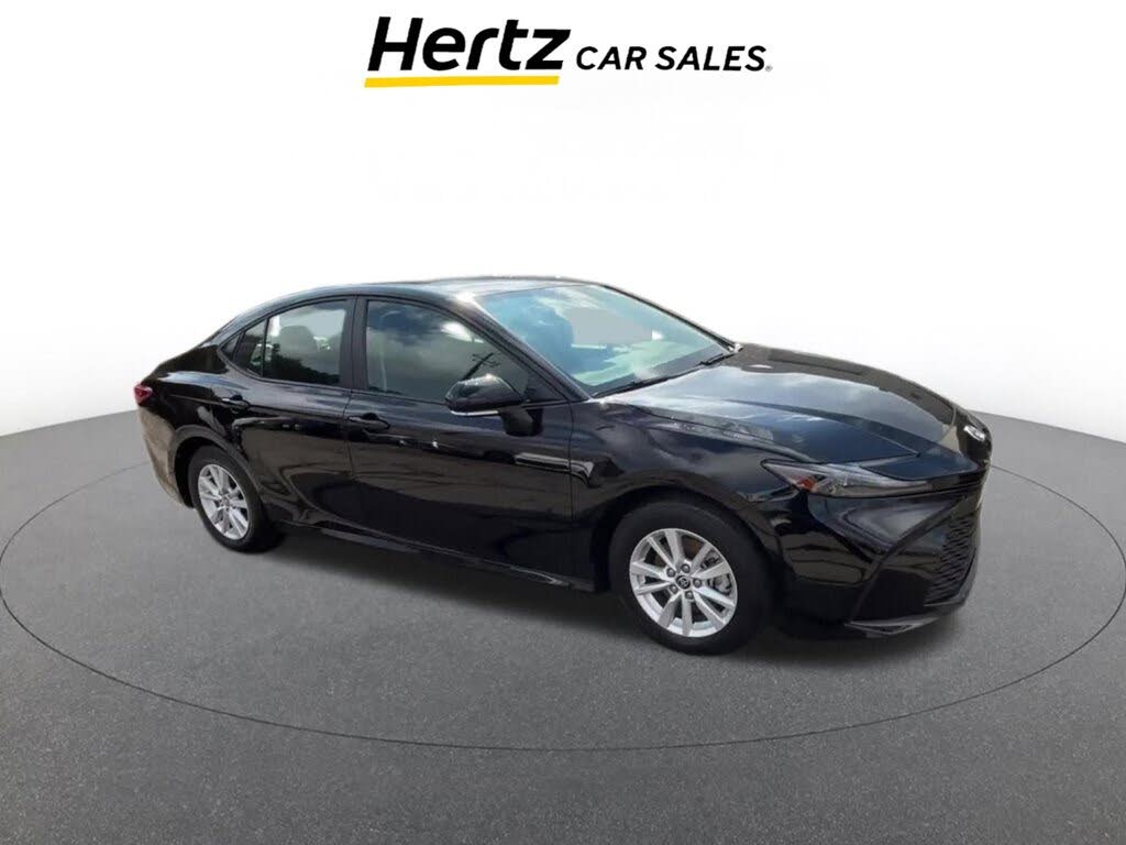 2025 Toyota Camry LE FWD