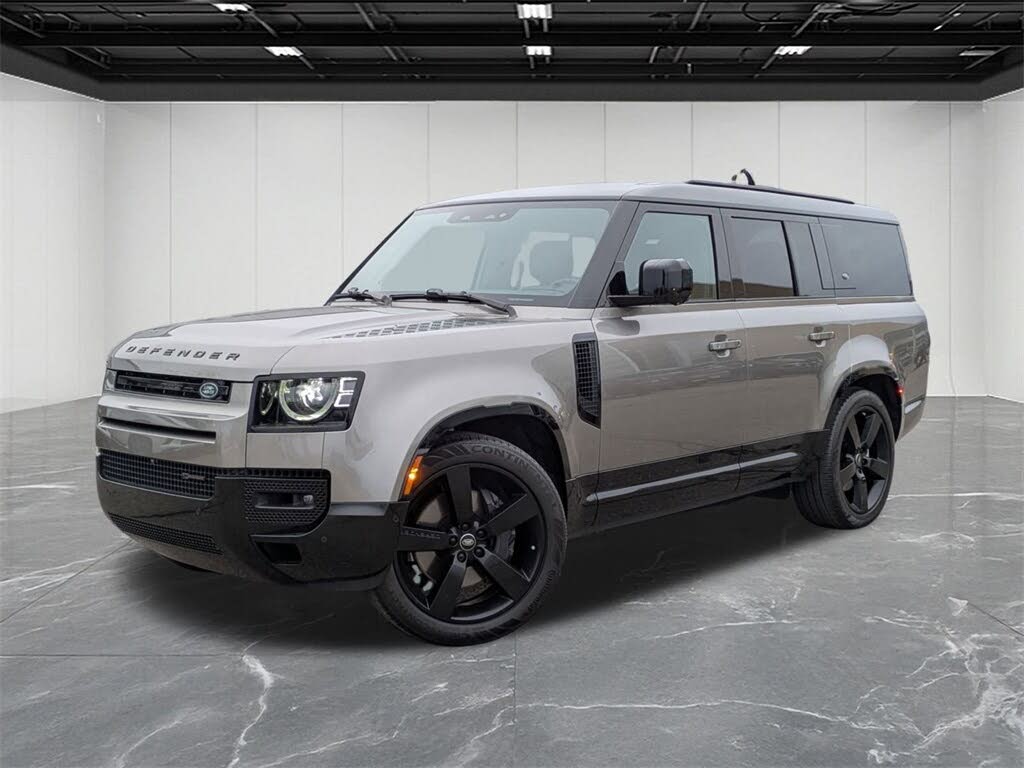 2023 Land Rover Defender 130 X-Dynamic SE AWD