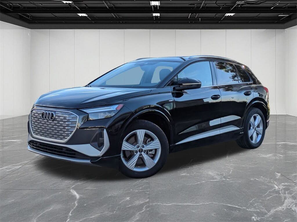 2024 Audi Q4 e-tron quattro Premium Plus 55