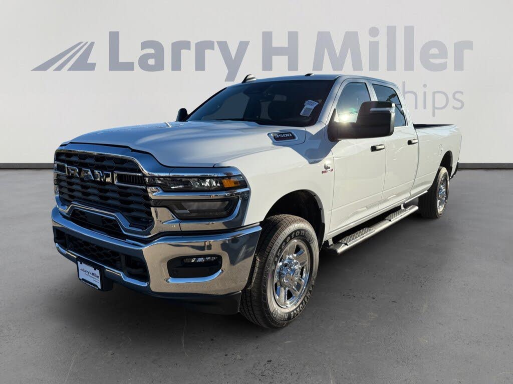 2026 RAM 3500 Tradesman Crew Cab LB 4WD