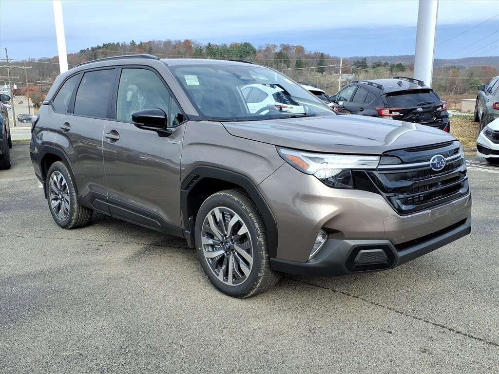 2025 Subaru Forester Hybrid Touring AWD