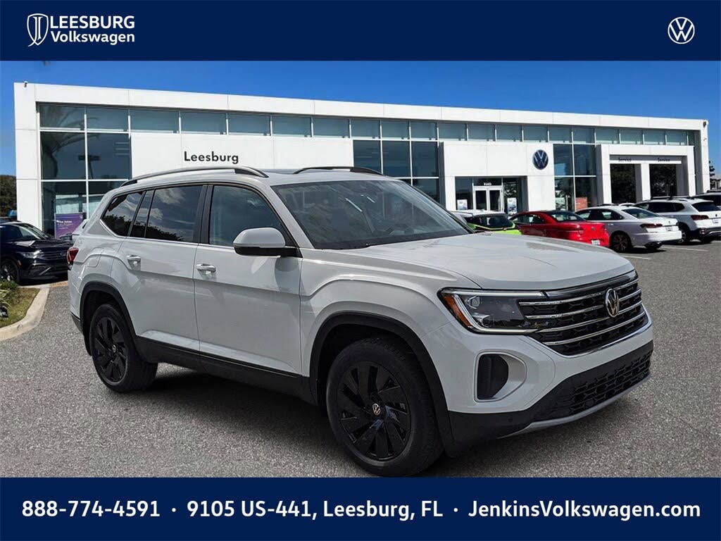 2025 Volkswagen Atlas SE FWD with Technology