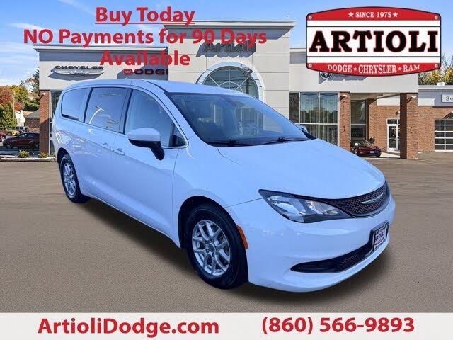 2022 Chrysler Voyager LX FWD