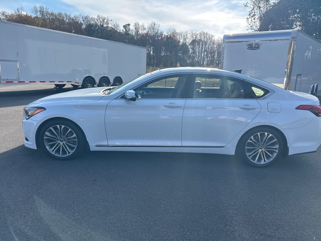 2016 Hyundai Genesis 3.8 RWD