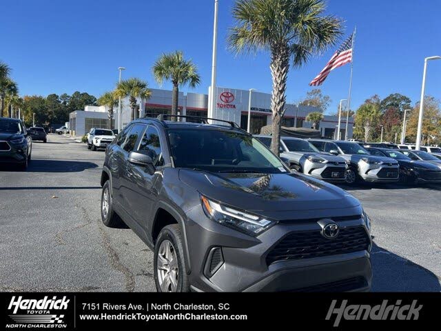 2022 Toyota RAV4 XLE FWD