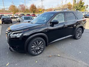 Nissan Pathfinder SL FWD