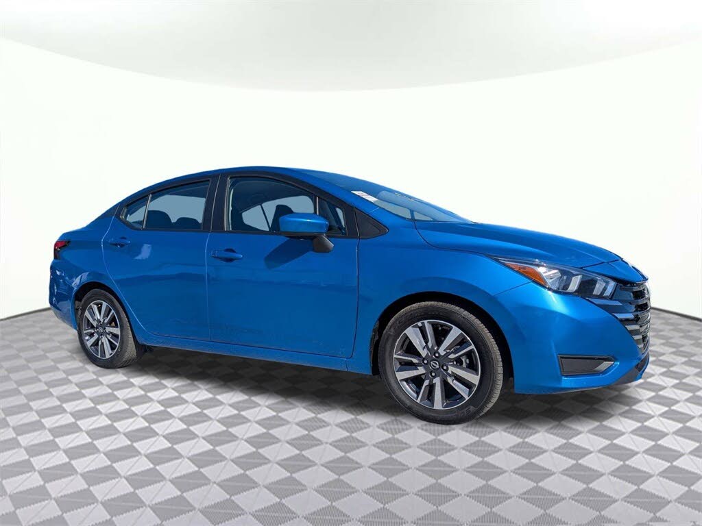 2023 Nissan Versa SV FWD