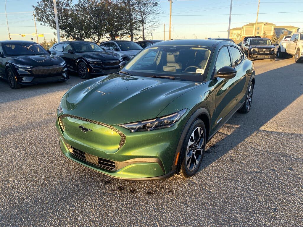 2025 Ford Mustang Mach-E Select AWD