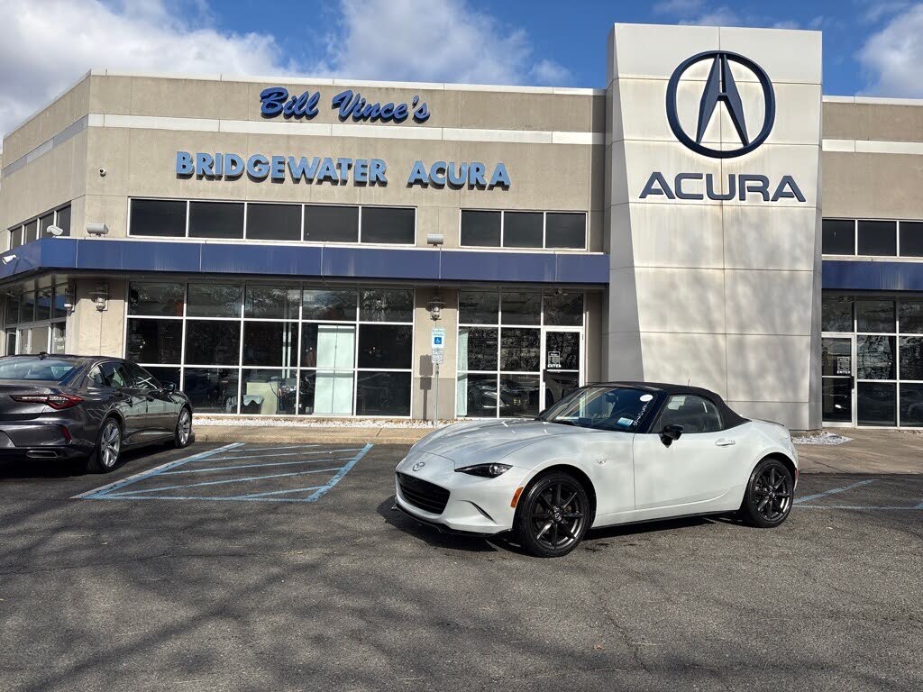 2017 Mazda MX-5 Miata Club RWD