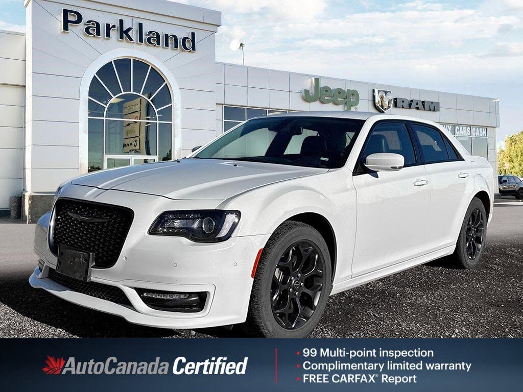 2022 Chrysler 300 Touring L AWD