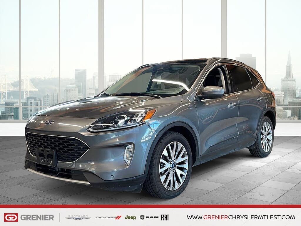 2022 Ford Escape Titanium AWD