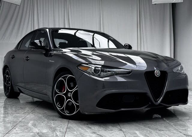 2023 Alfa Romeo Giulia Veloce RWD
