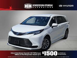 Toyota Sienna LE 8-Passenger FWD