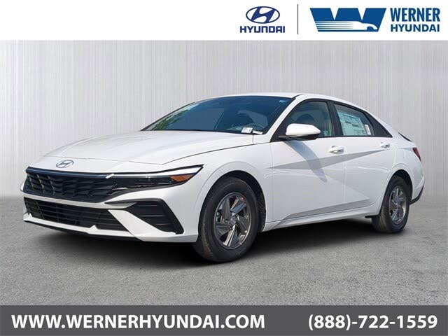 2026 Hyundai Elantra SE FWD