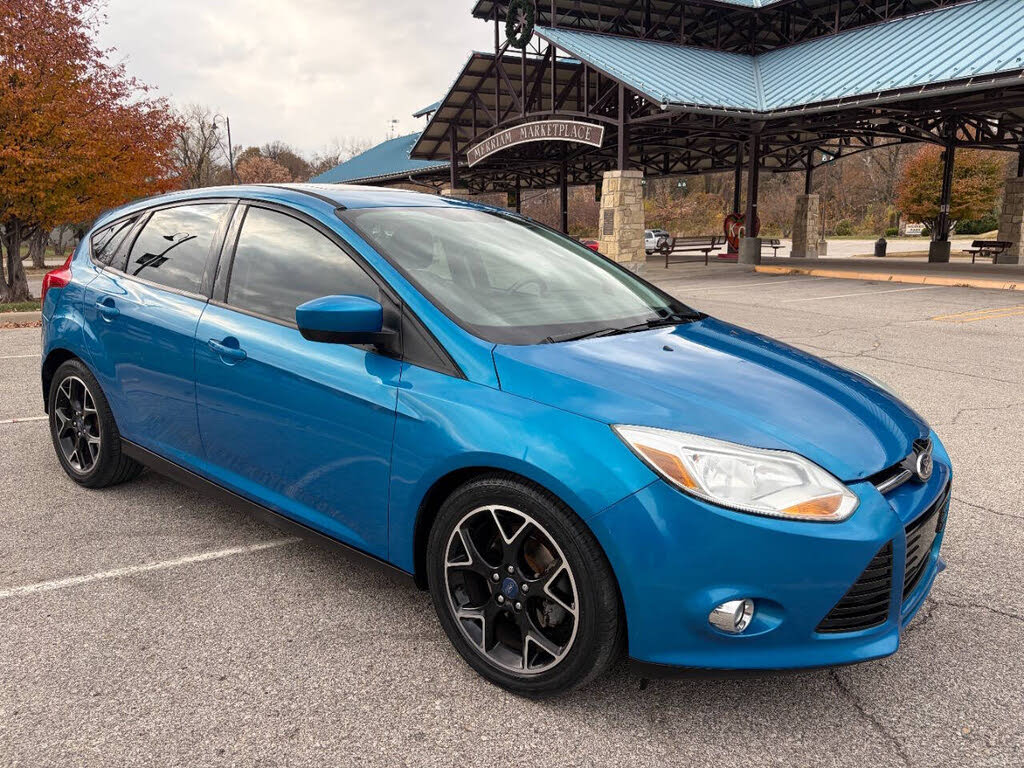 2012 Ford Focus SE Hatchback