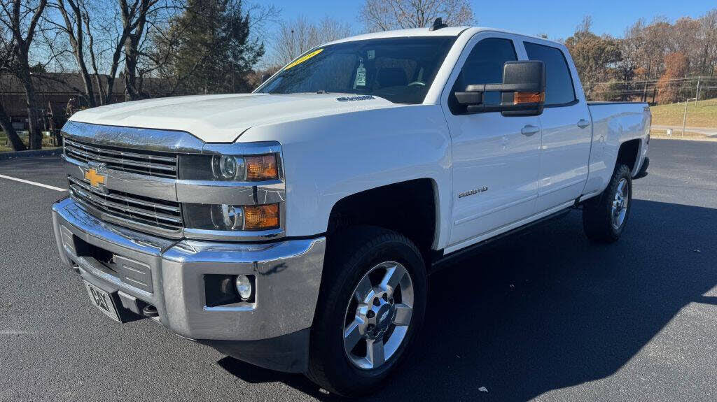 2016 Chevrolet Silverado 2500HD LT Crew Cab 4WD