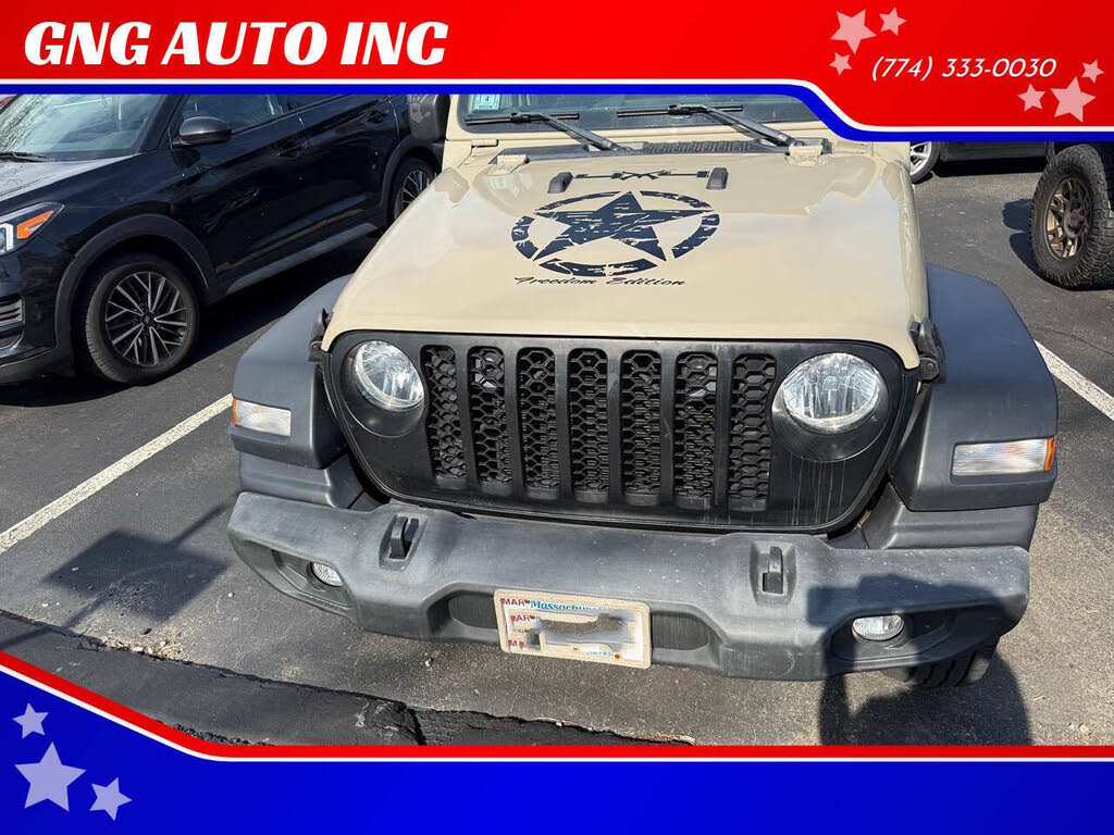 2020 Jeep Gladiator Sport Crew Cab 4WD