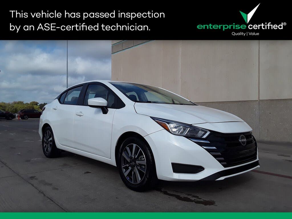 2023 Nissan Versa SV FWD