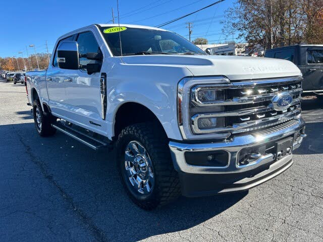 2024 Ford F-250 Super Duty Lariat Crew Cab 4WD