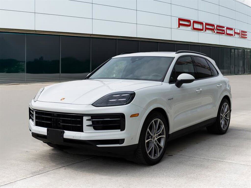 2024 Porsche Cayenne AWD