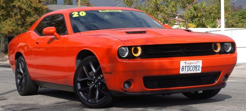 2020 Dodge Challenger SXT RWD