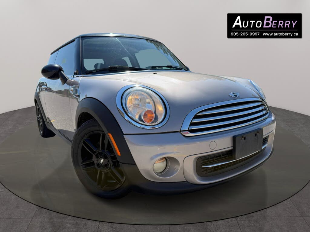 2013 MINI Cooper Hatchback FWD